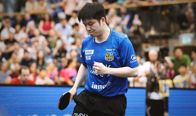 了全队的士 了全队的士